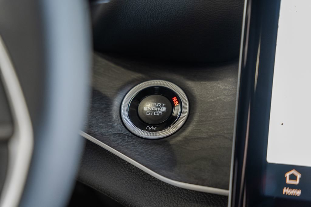 New 2025 Jeep Grand Cherokee Limited w/ MOPAR Finishing Package image 22