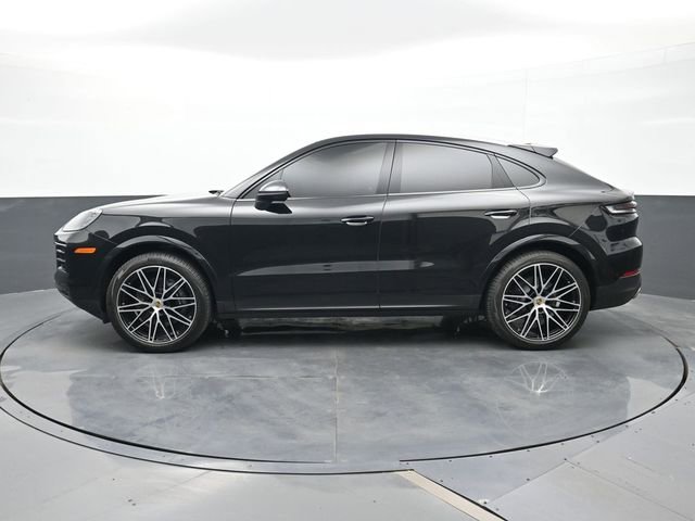 Certified 2024 Porsche Cayenne Coupe AWD/4WD image 2