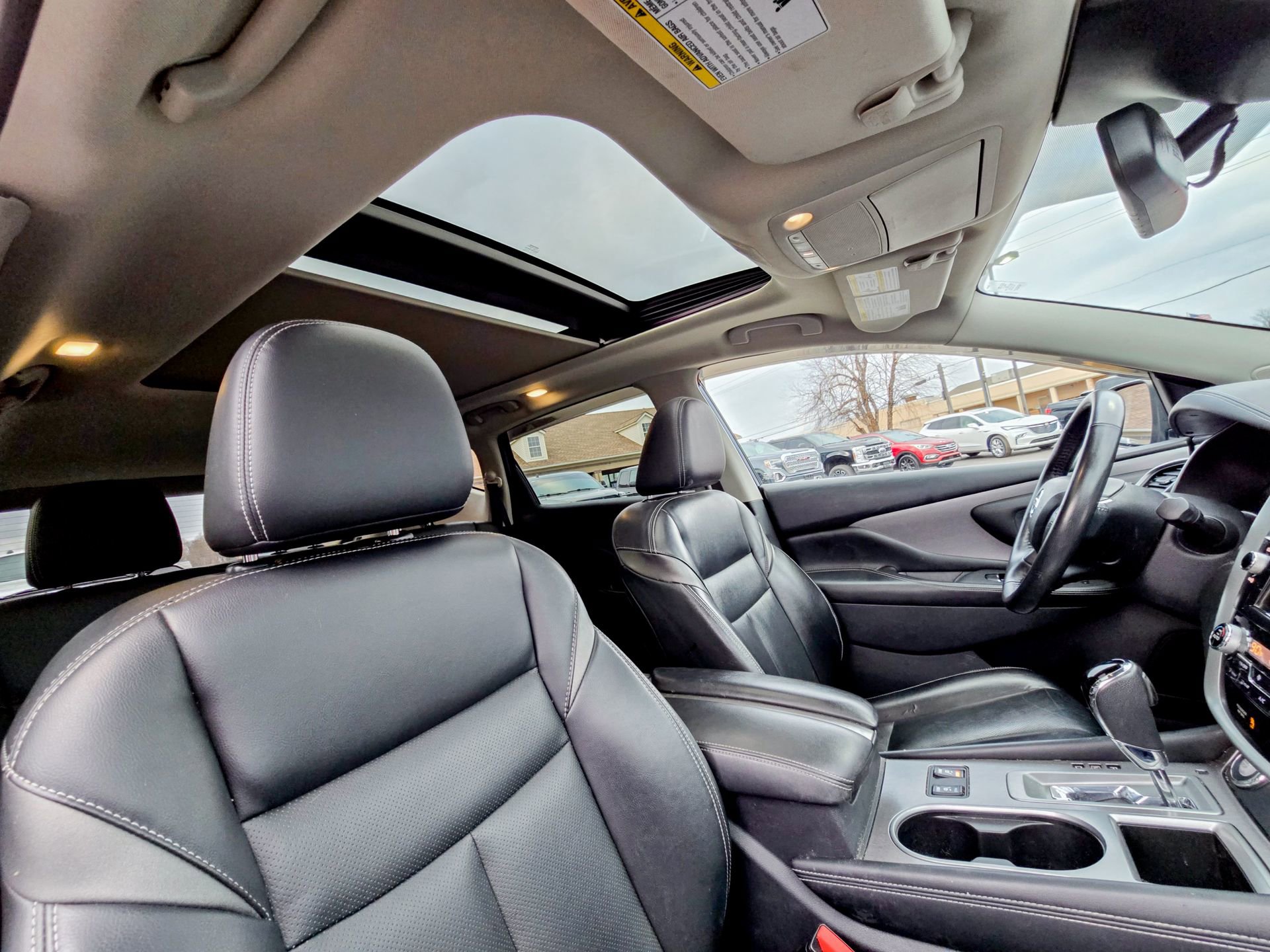 Used 2020 Nissan Murano SL w/ Moonroof Package image 14