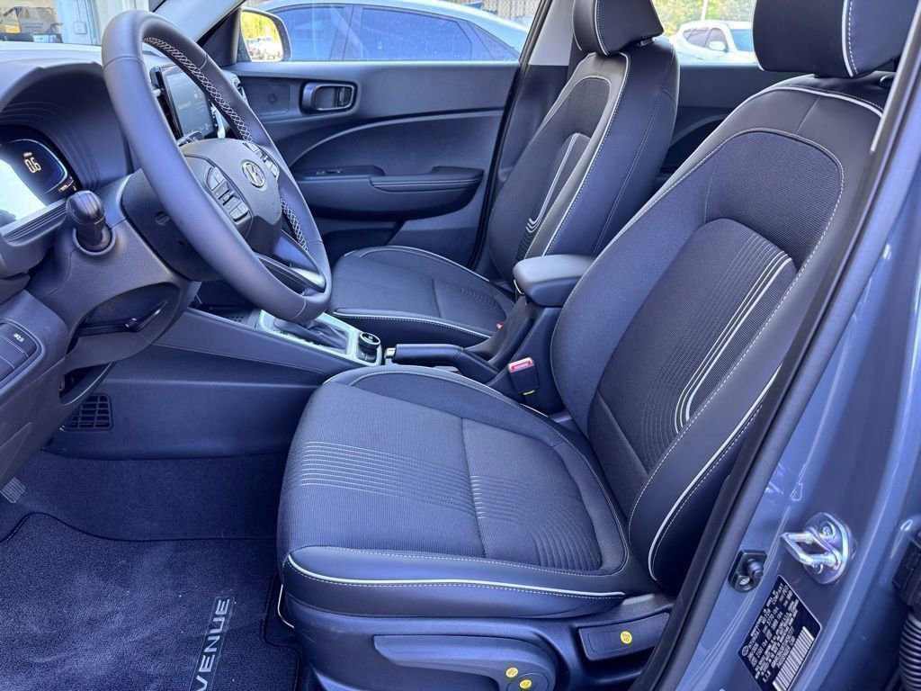 New 2026 Hyundai Venue SEL image 7