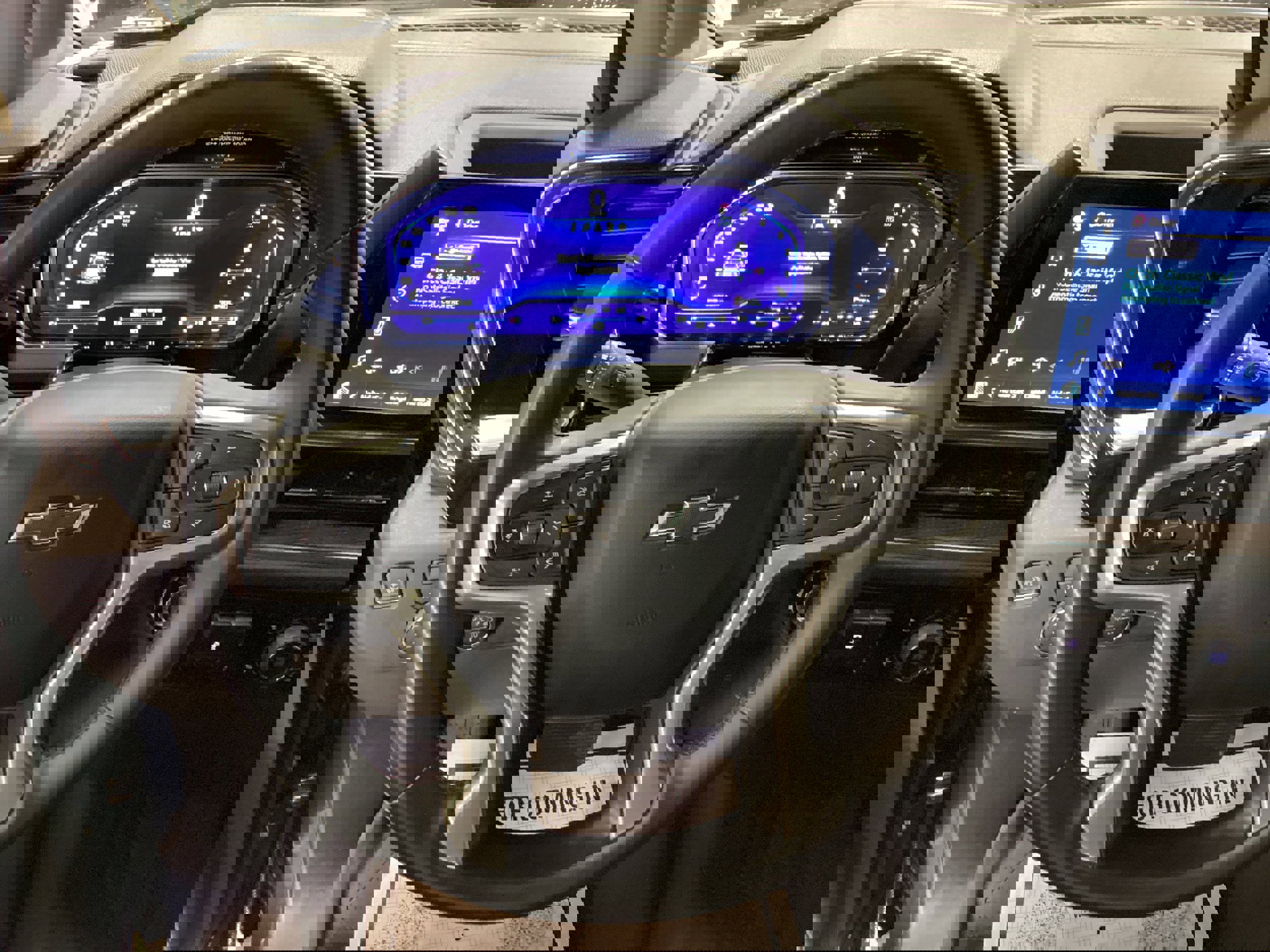 Used 2023 Chevrolet Silverado 1500 RST w/ Protection Package image 18