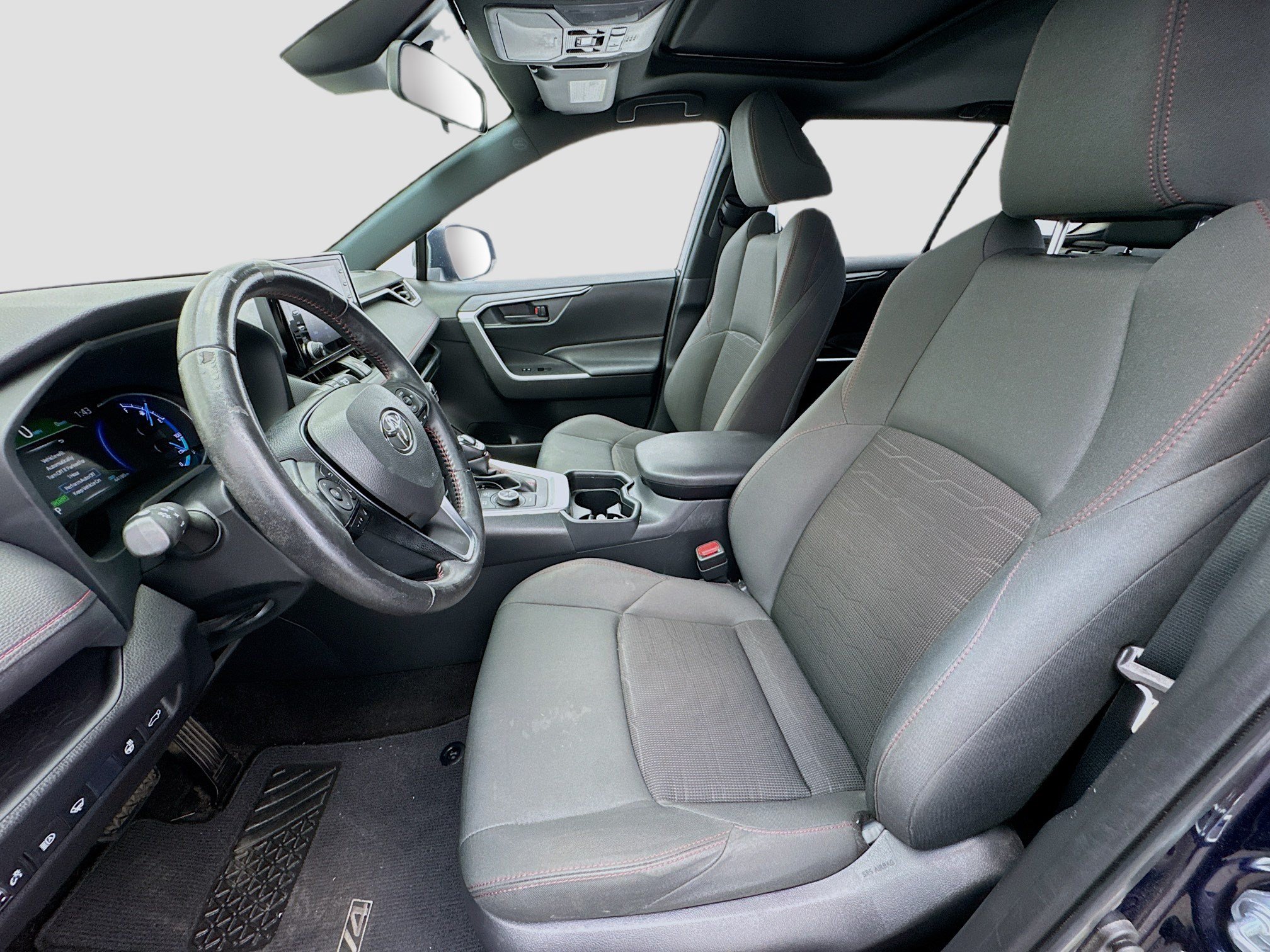 Used 2021 Toyota RAV4 SE w/ Weather & Moonroof Package AWD/4WD image 13