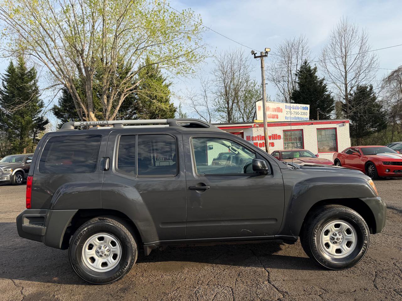 Used 2015 Nissan Xterra X RWD image 4