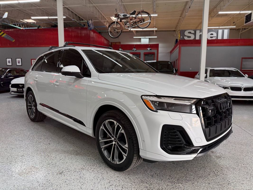 Used 2025 Audi Q7 2.0T Premium Plus w/ Premium Plus Package AWD/4WD image 7