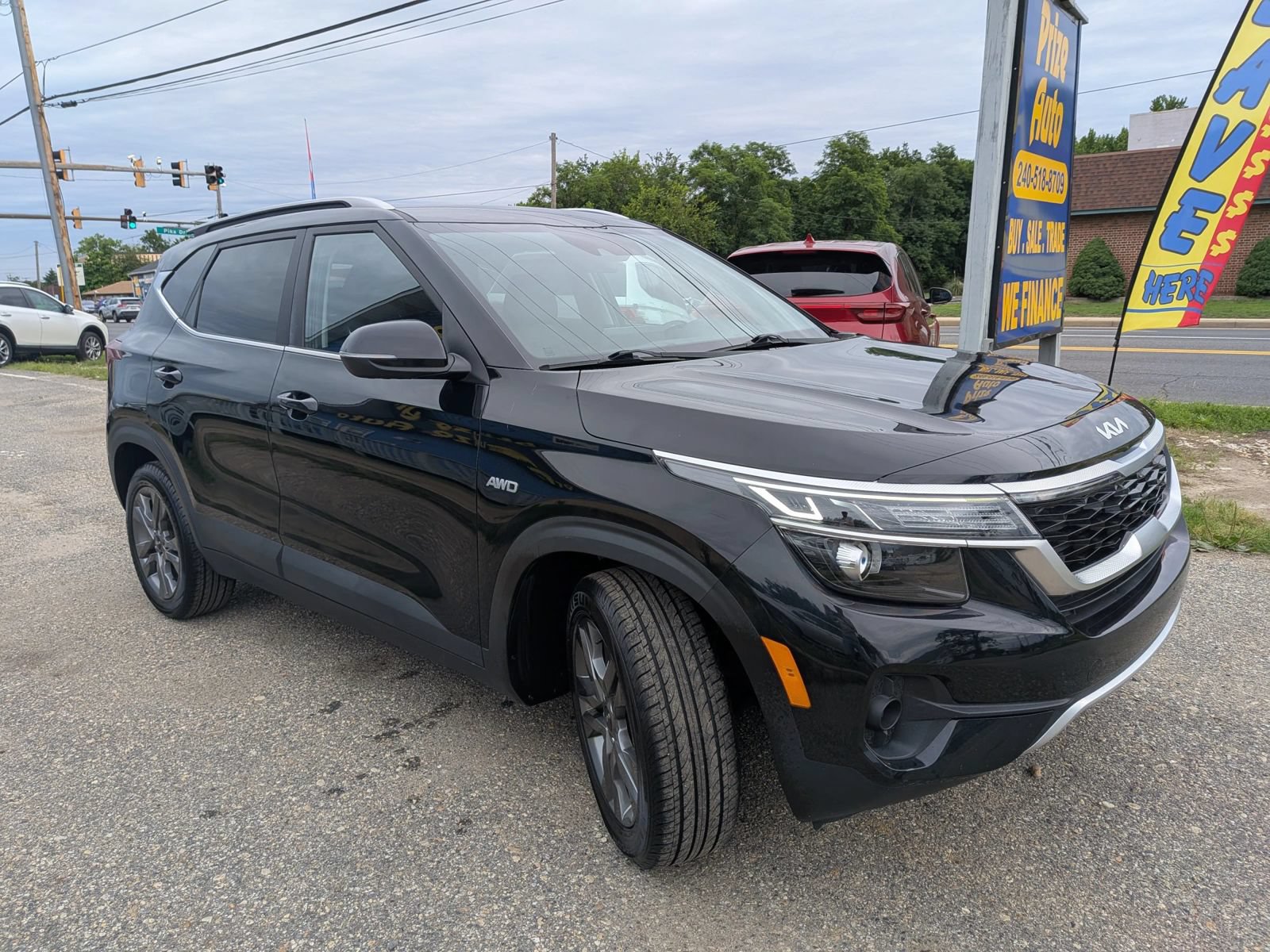 Used 2022 Kia Seltos S AWD/4WD image 8