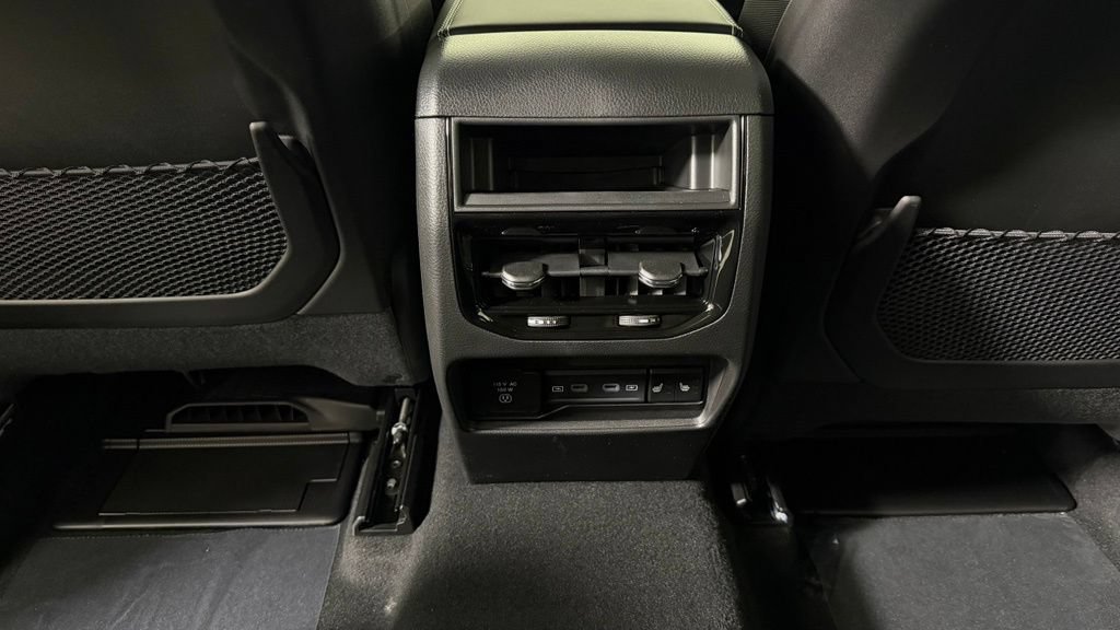New 2026 Jeep Grand Cherokee Limited AWD/4WD image 27
