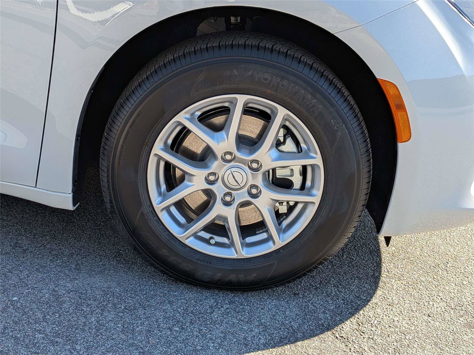 New 2026 Chrysler Voyager LX image 12