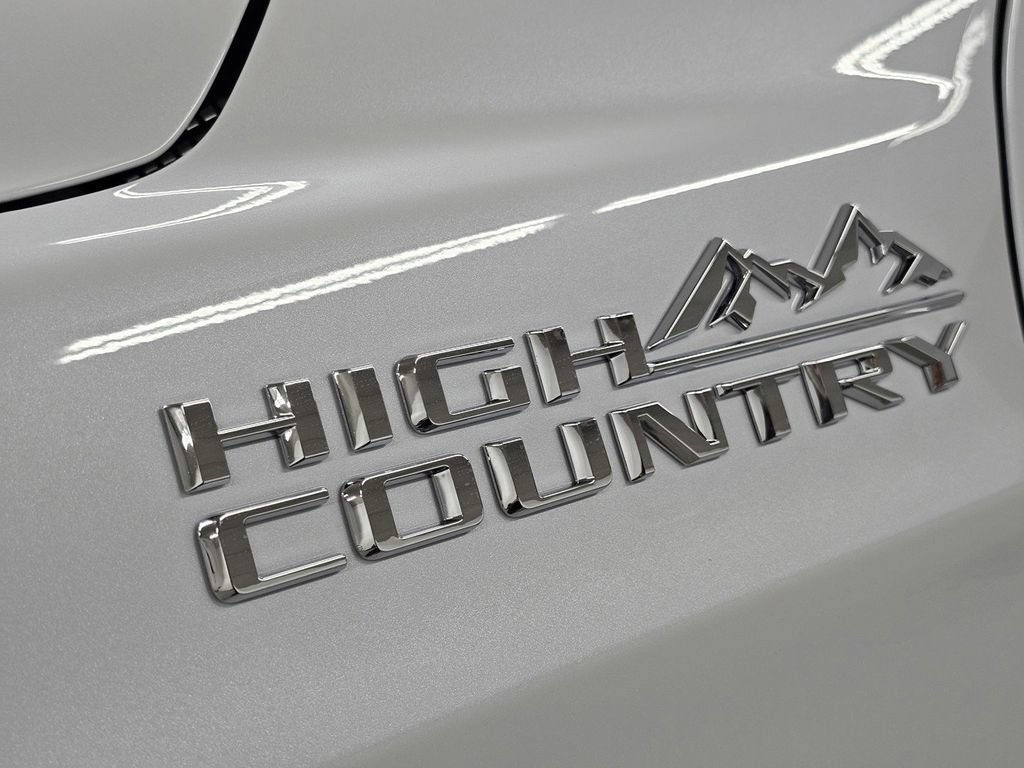 New 2026 Chevrolet Tahoe High Country w/ Sun And Tow Package AWD/4WD image 38