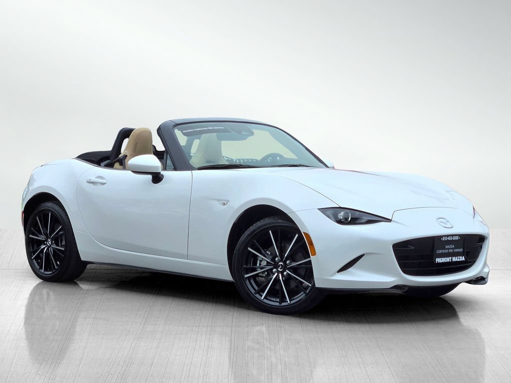 Certified 2025 MAZDA MX-5 Miata Grand Touring RWD image 2