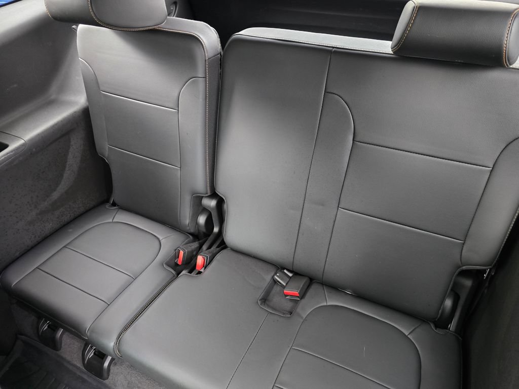 Used 2019 Chevrolet Traverse Premier w/ Redline Edition FWD image 22