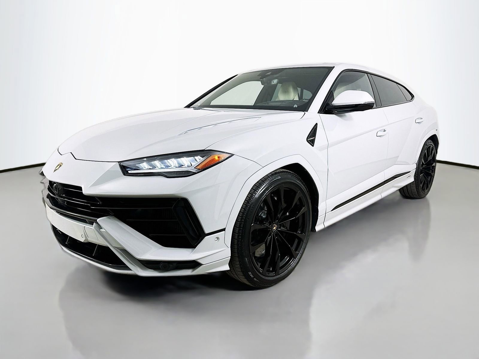 Used 2024 Lamborghini Urus S