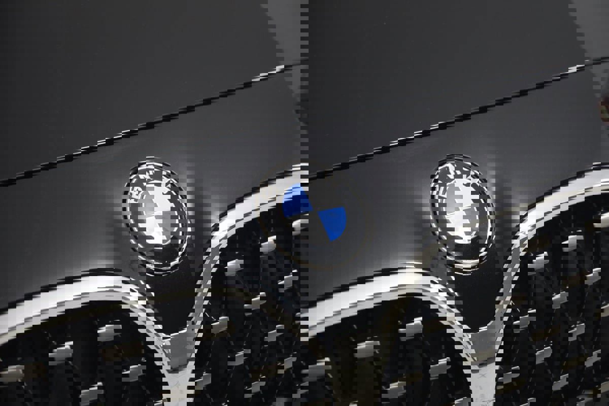 Used 2021 BMW 430i Convertible w/ Convenience Package image 16