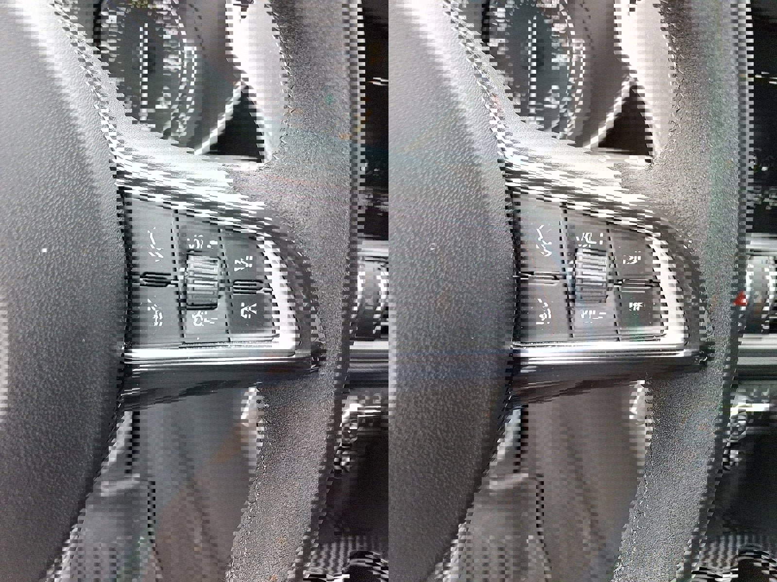 Used 2023 Alfa Romeo Giulia Quadrifoglio w/ Active Assist Plus Package image 22