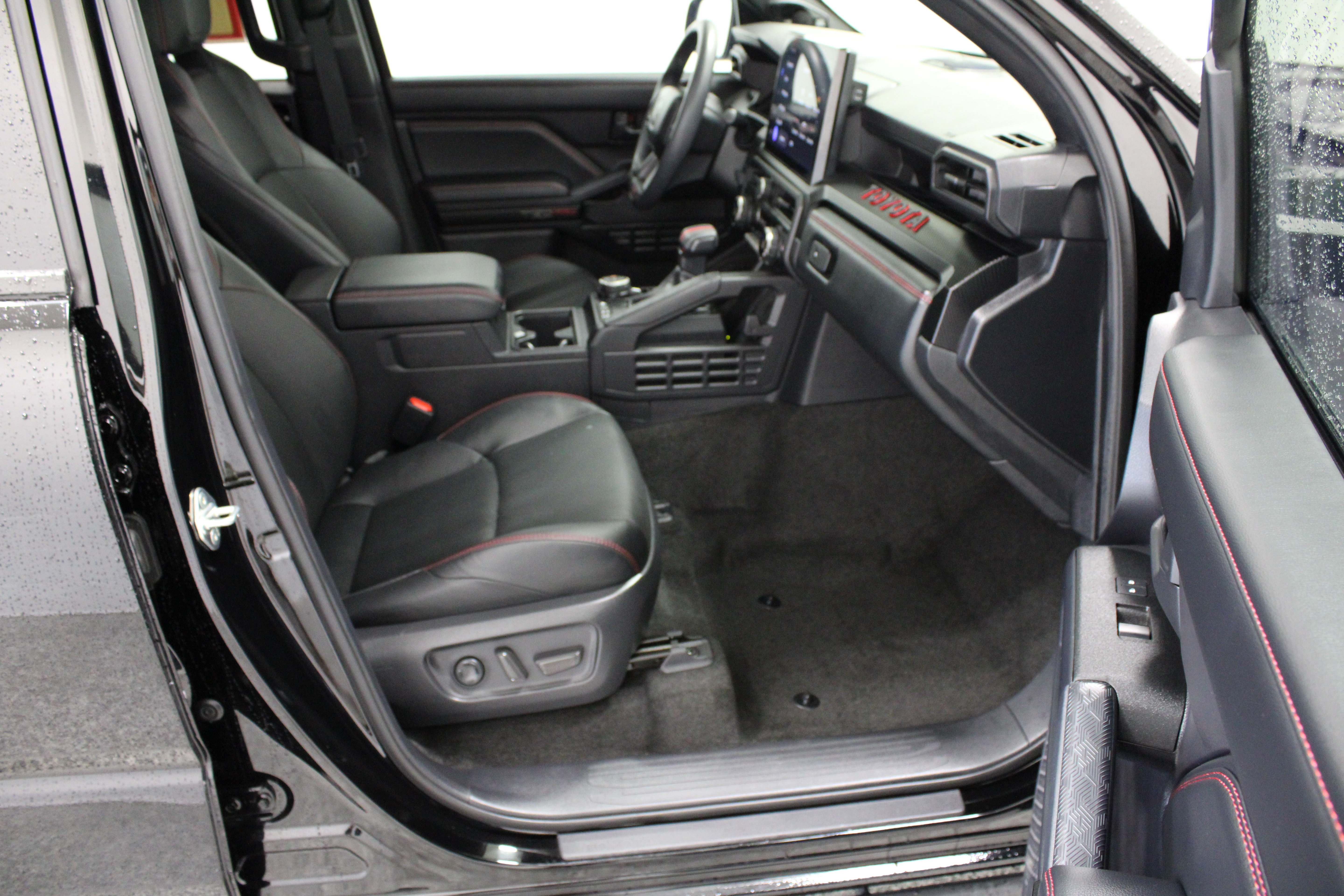 Used 2025 Toyota 4Runner TRD Pro AWD/4WD image 41