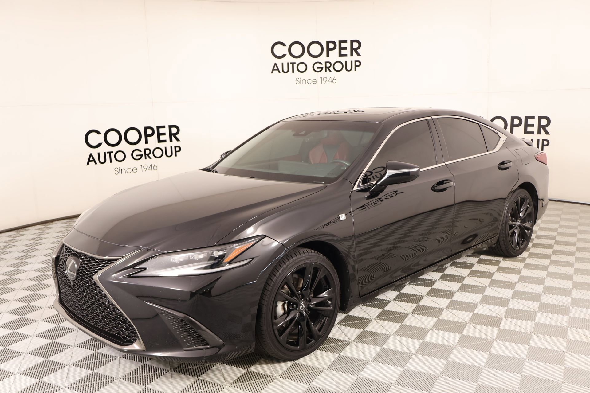 Used 2024 Lexus ES 300h F Sport w/ Accessory Package (Z2) FWD image 11