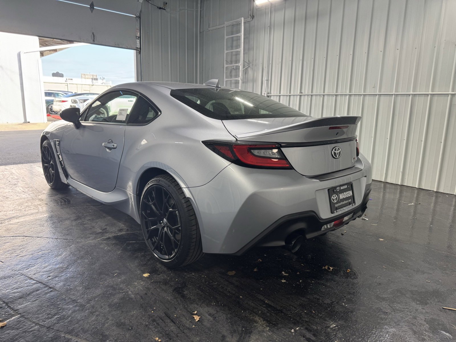 New 2025 Toyota GR86 Premium w/ GR Wheel Package (TMS image 3