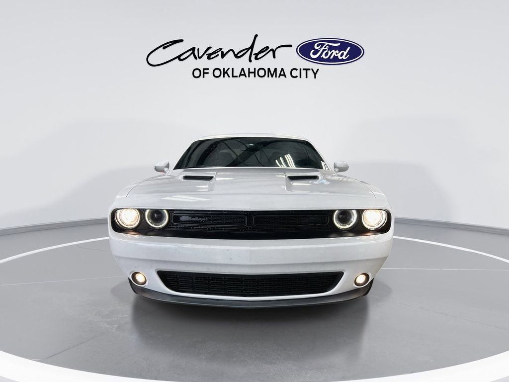 Used 2020 Dodge Challenger SXT w/ Blacktop Package image 3