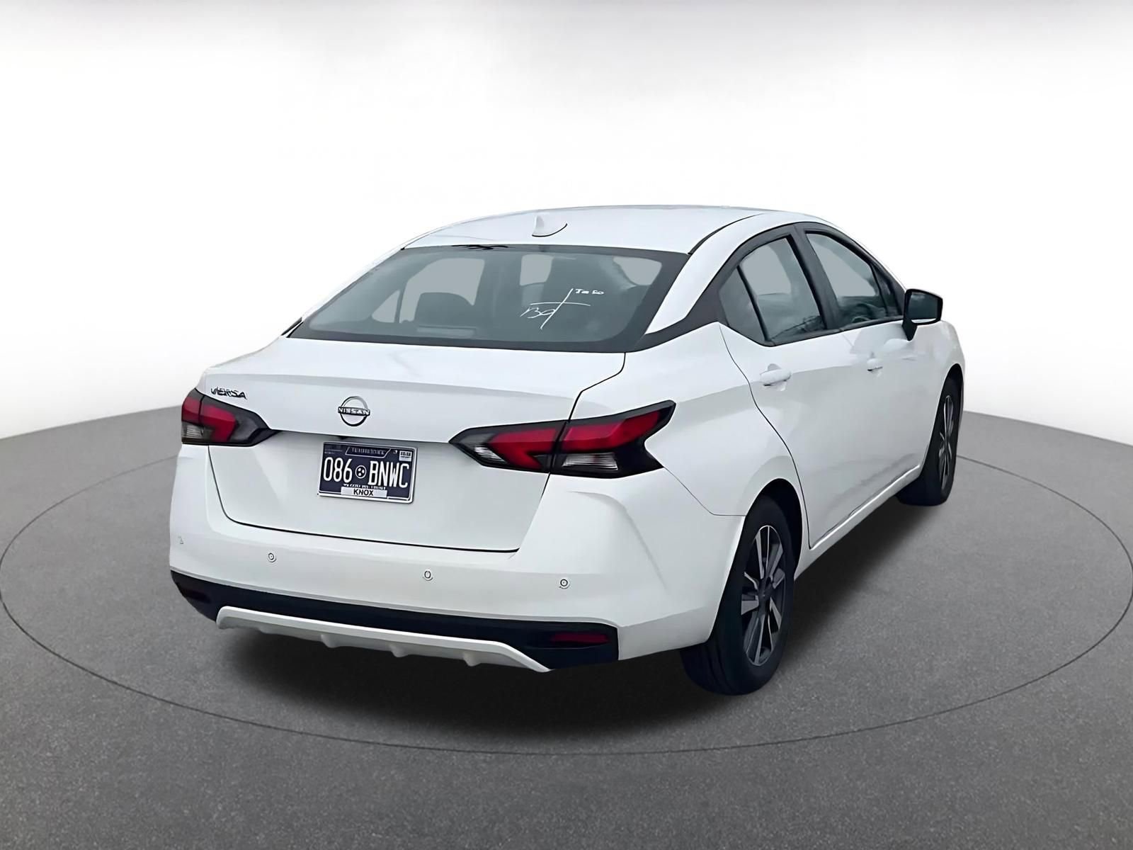 Used 2025 Nissan Versa SV FWD image 14