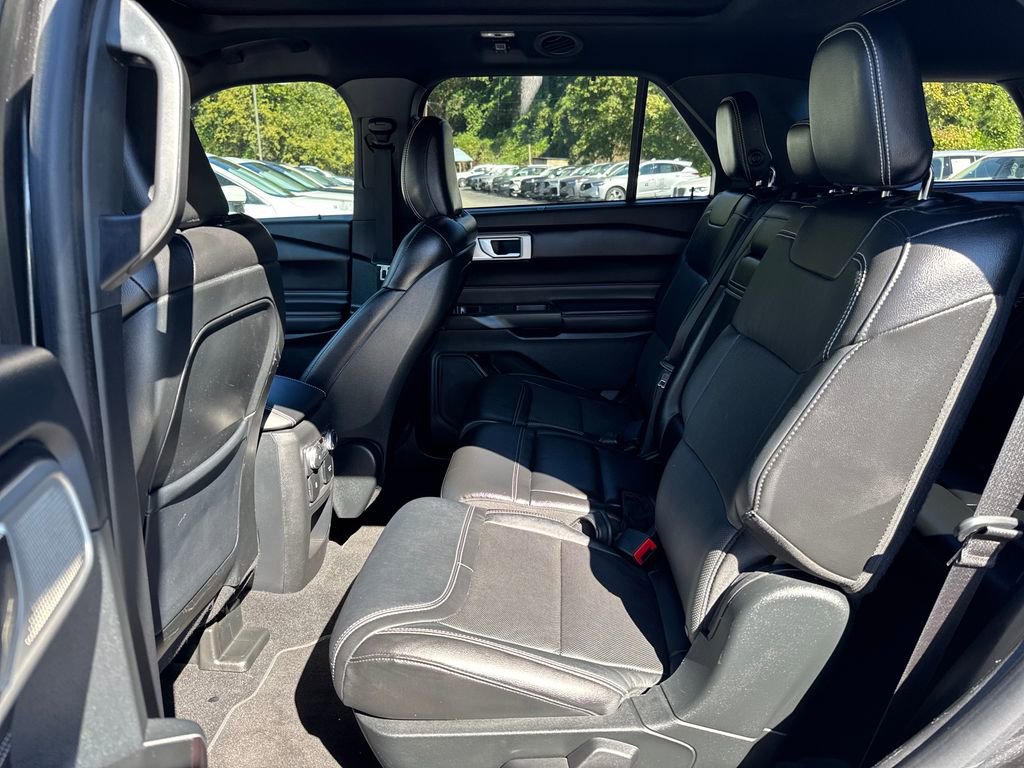 Used 2020 Ford Explorer ST w/ Premium Technology Package image 31