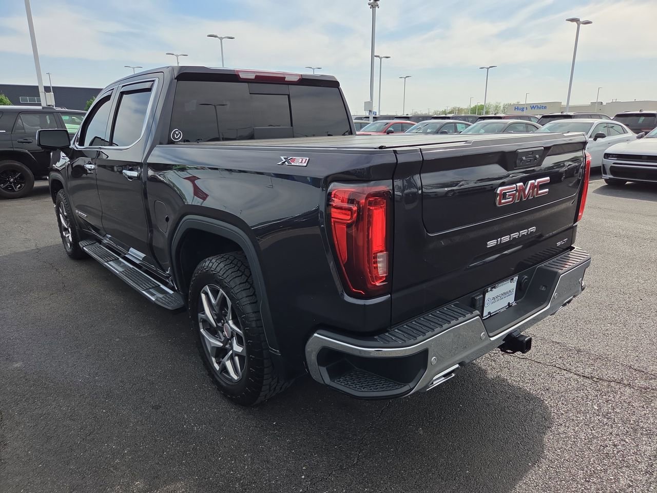 Used 2022 GMC Sierra 1500 SLT w/ SLT Premium Plus Package AWD/4WD image 5