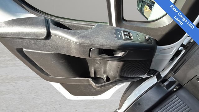 Used 2025 RAM ProMaster 2500 w/ Convenience Group FWD image 17