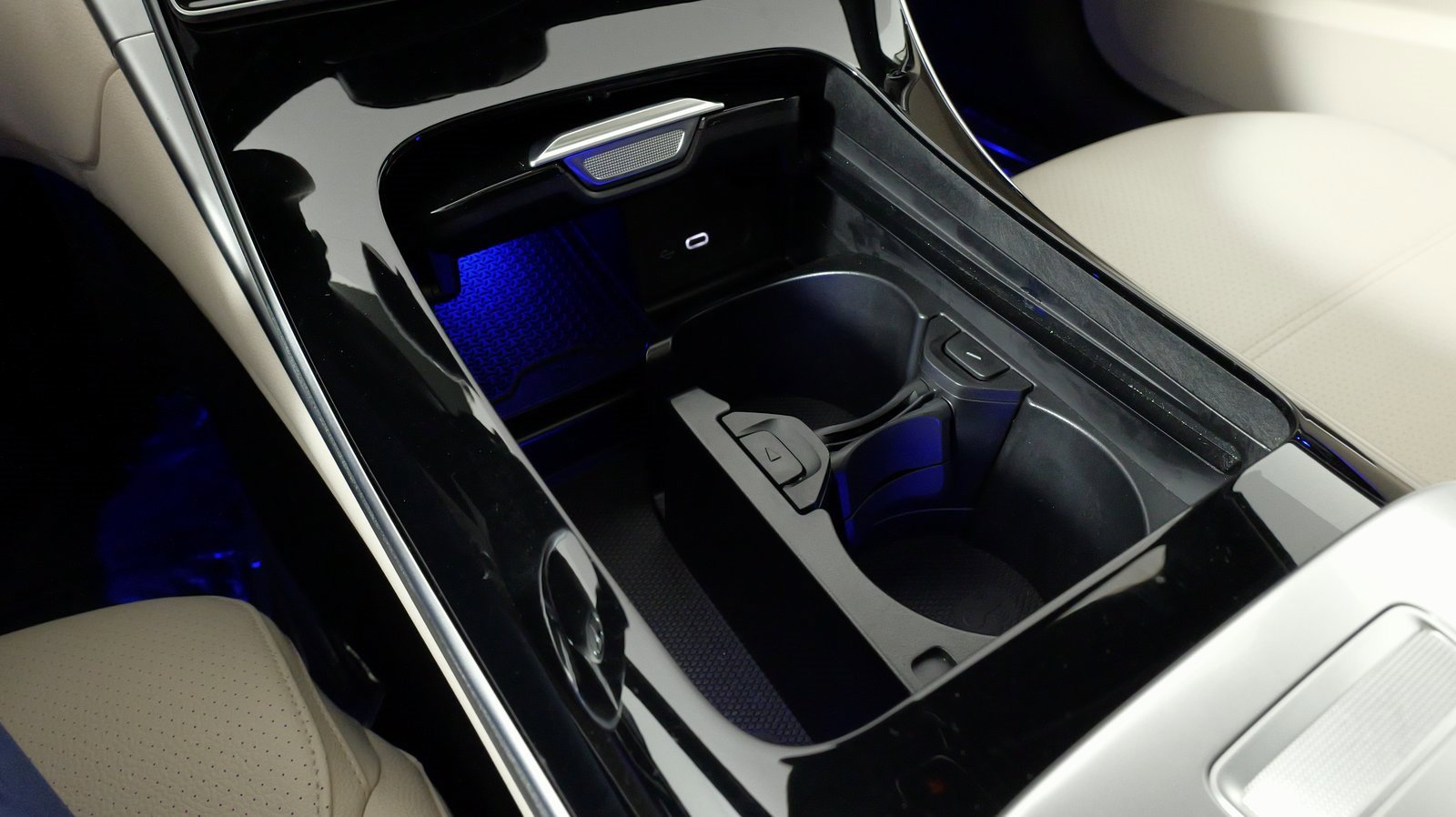 Used 2024 Mercedes-Benz C 300 4MATIC Sedan image 75