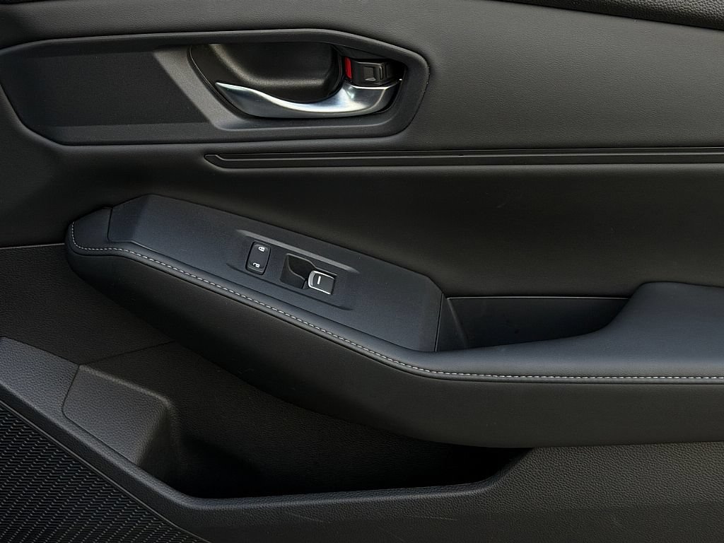 Used 2023 Honda Accord Sport image 28