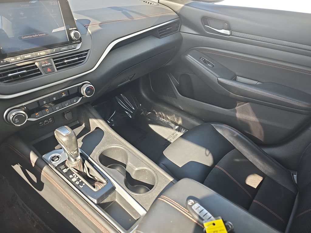 Used 2019 Nissan Altima 2.5 SR FWD image 24
