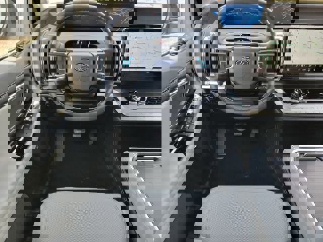 New 2026 Ford Expedition Platinum w/ Driver's Package image 31