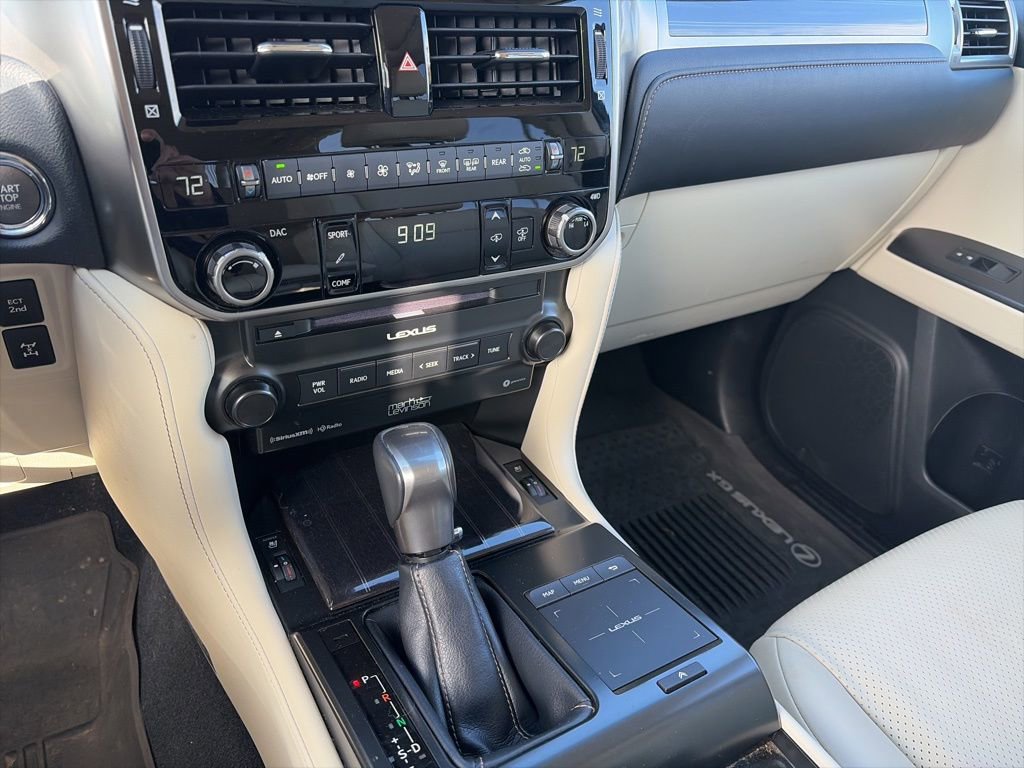 Certified 2023 Lexus GX 460 Luxury w/ Accessory Package image 10