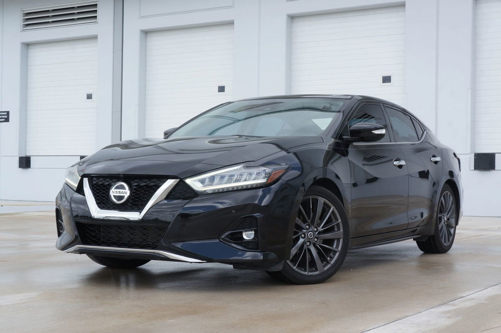 Used 2020 Nissan Maxima Platinum w/ Reserve Package FWD image 4
