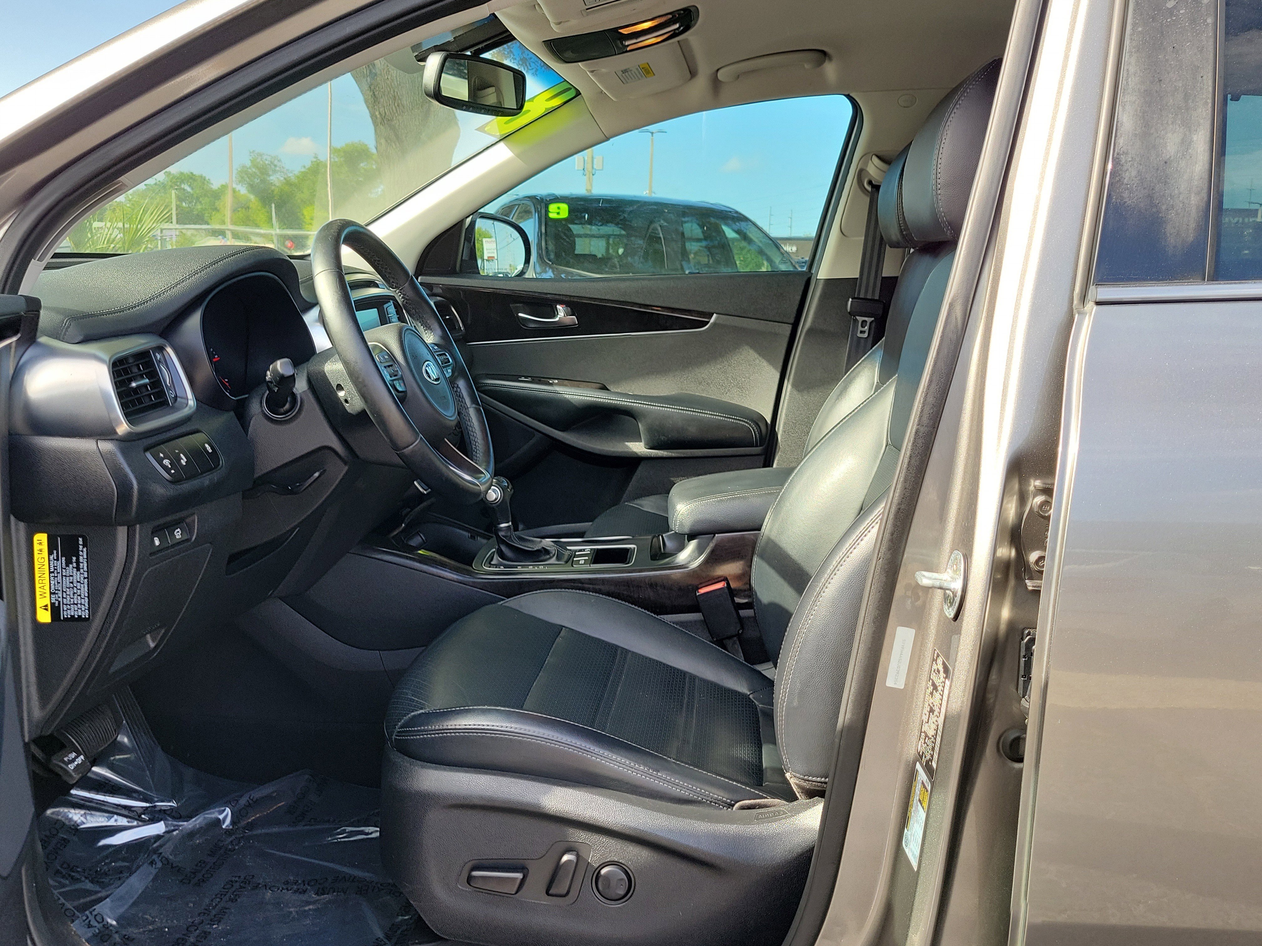 Used 2018 Kia Sorento EX image 21