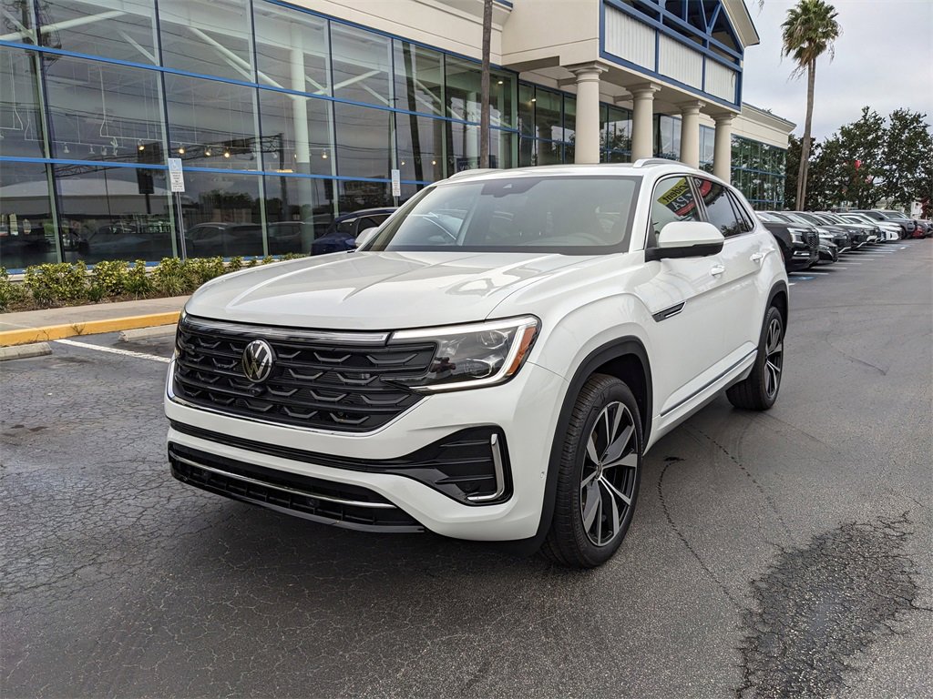 New 2026 Volkswagen Atlas Cross Sport SEL Premium R-Line image 5