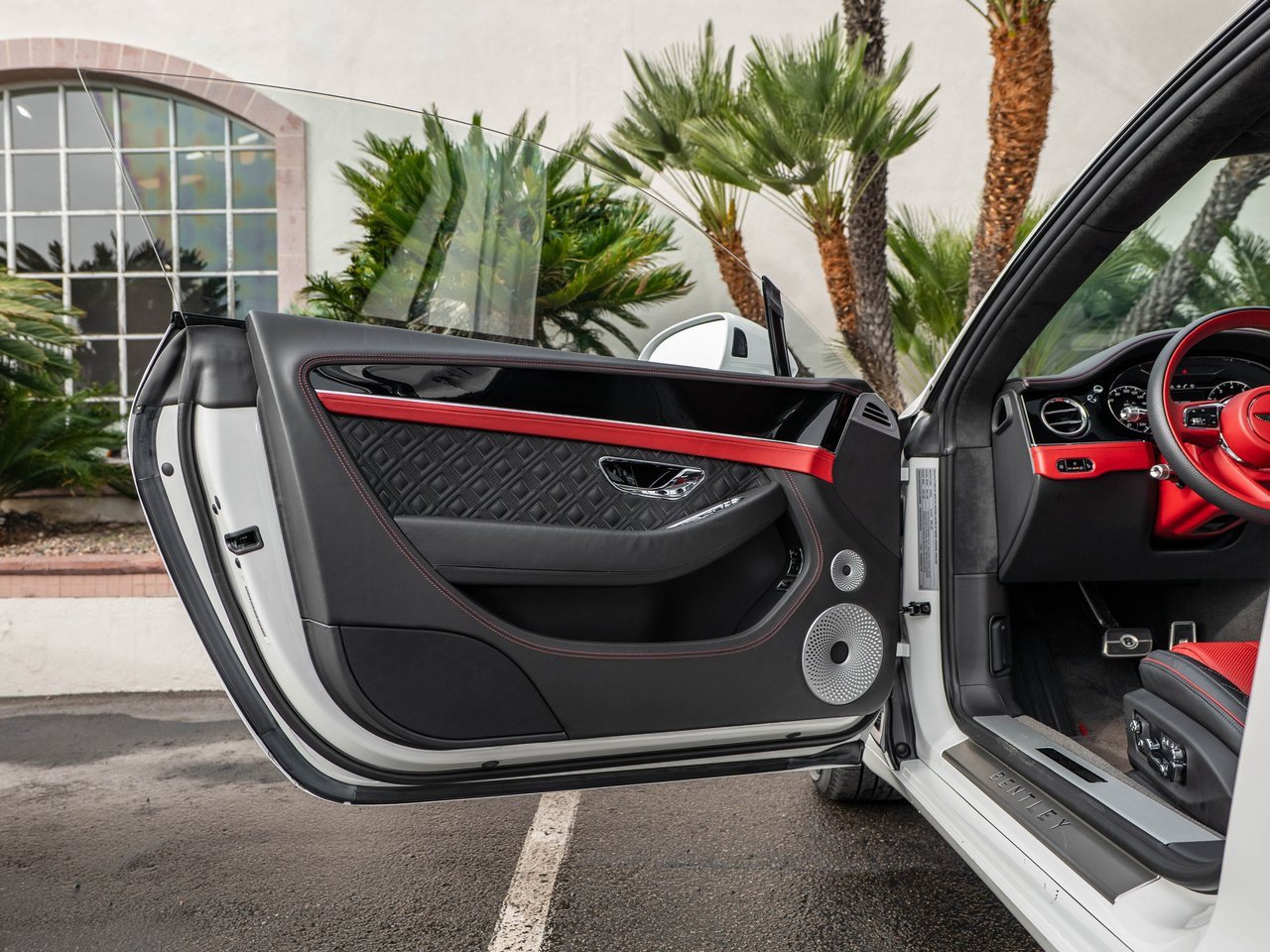 Used 2022 Bentley Continental GT image 31