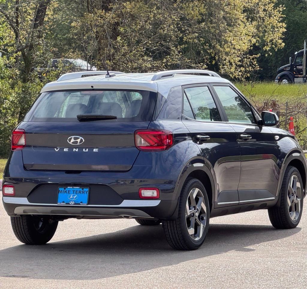 New 2026 Hyundai Venue SEL image 11