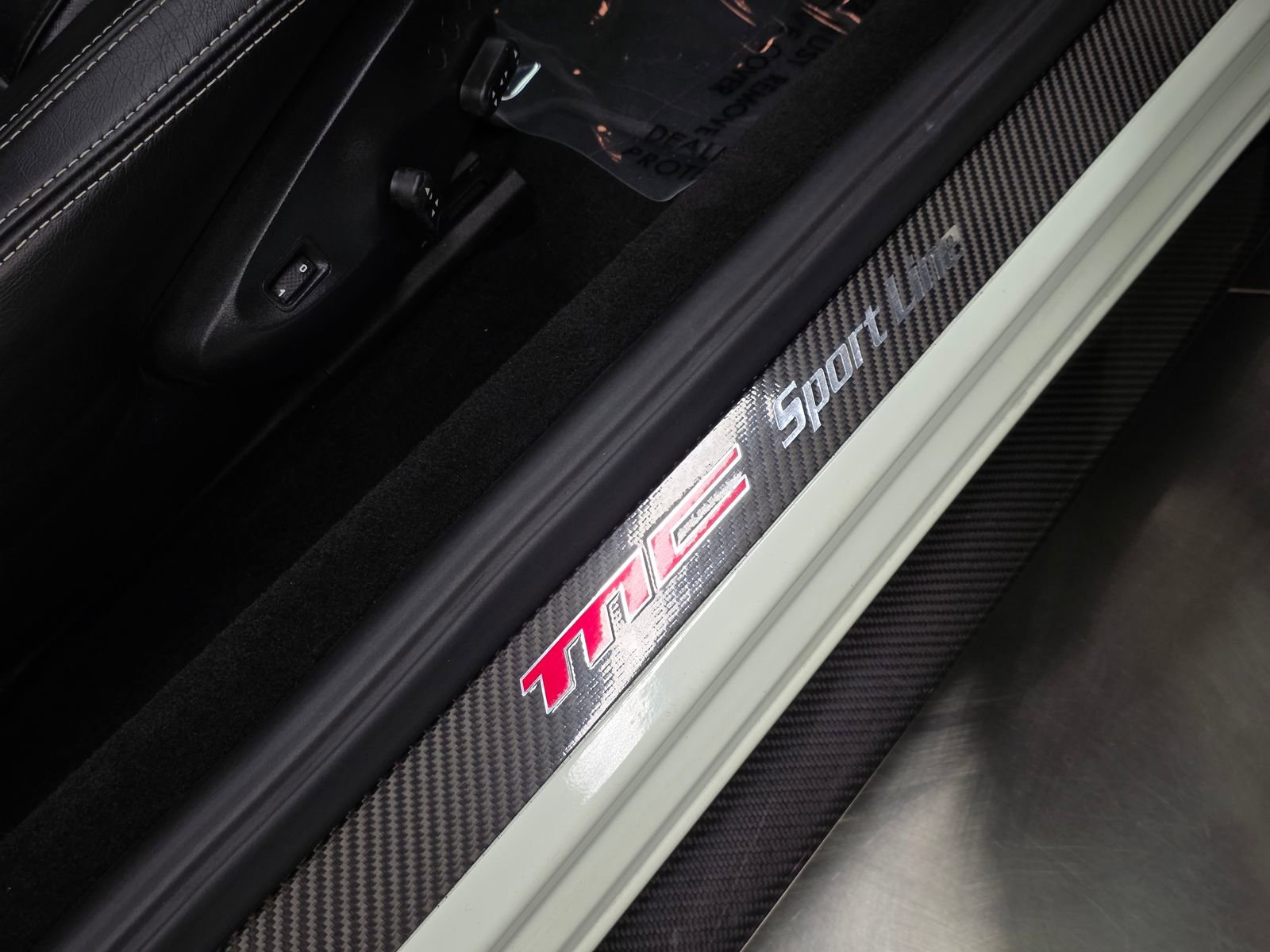 Used 2015 Maserati GranTurismo Sport RWD image 5