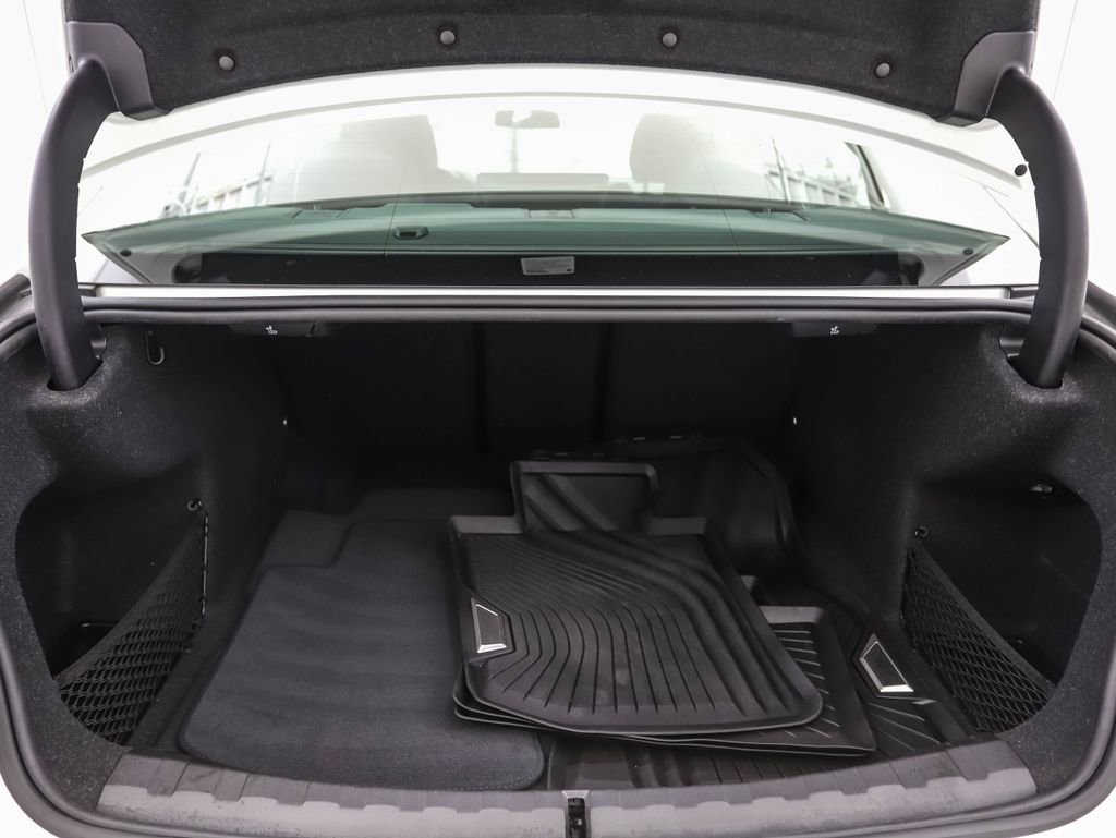 Used 2022 BMW 330i xDrive Sedan w/ Driving Assistance Package image 24