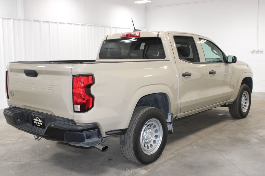 Used 2024 Chevrolet Colorado W/T image 9