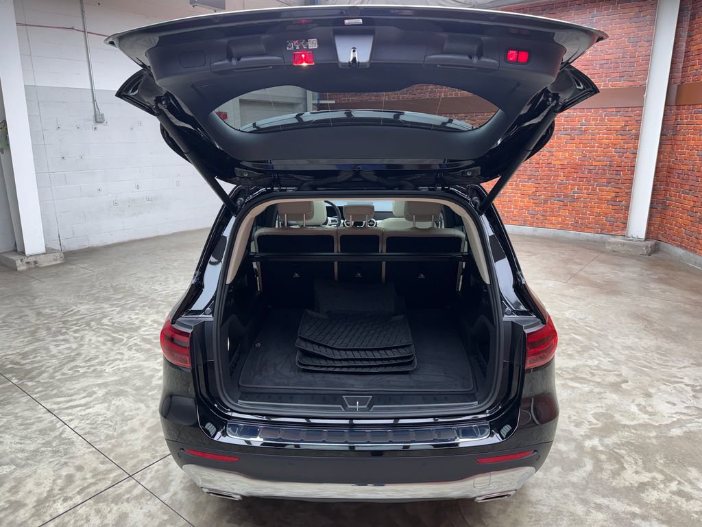 Used 2026 Mercedes-Benz GLB 250 4MATIC image 26
