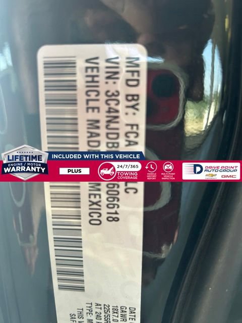 Used 2024 Jeep Compass Latitude AWD/4WD image 31