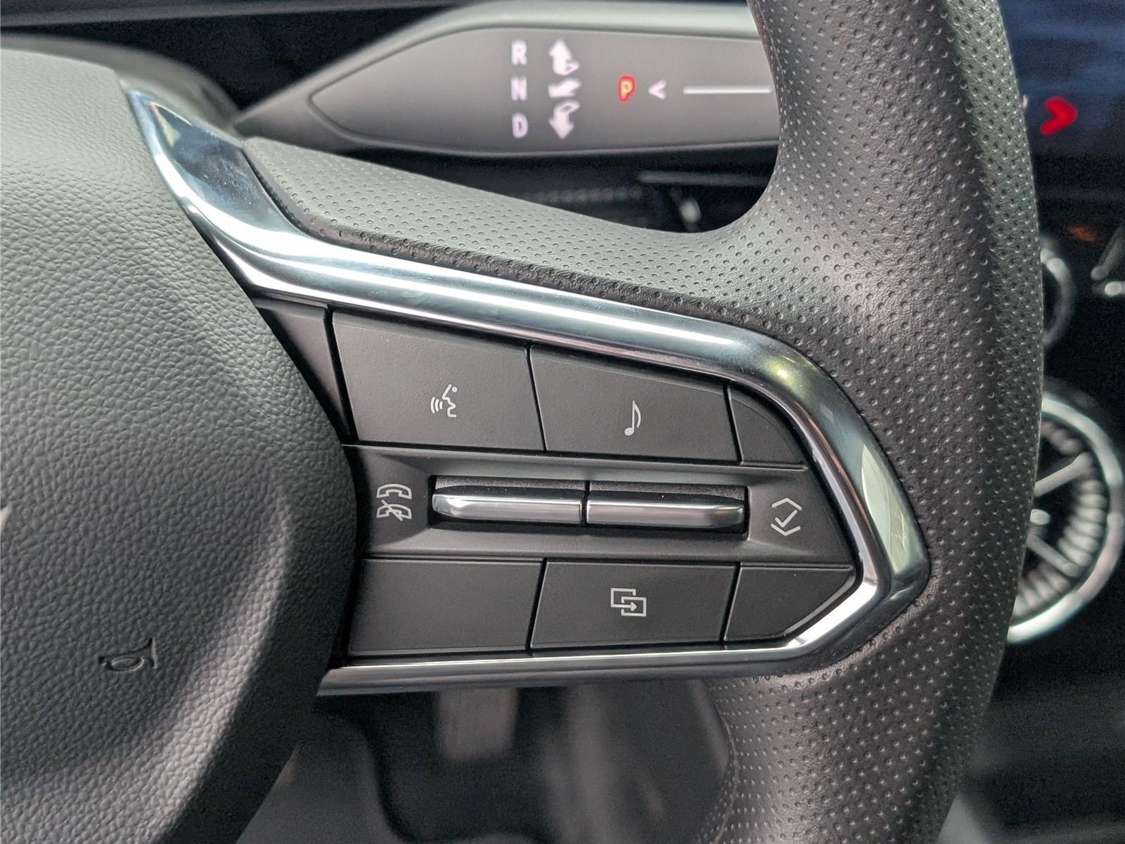 New 2026 Chevrolet Blazer EV LT AWD/4WD image 15