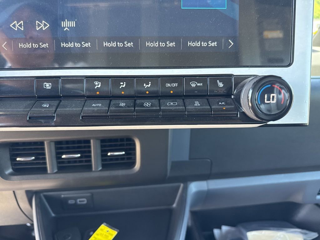 Used 2024 Chevrolet Brightdrop 600 w/ Commercial Equipment Package image 17