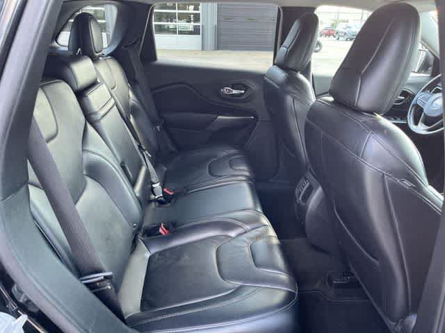 Certified 2019 Jeep Cherokee Limited AWD/4WD image 17