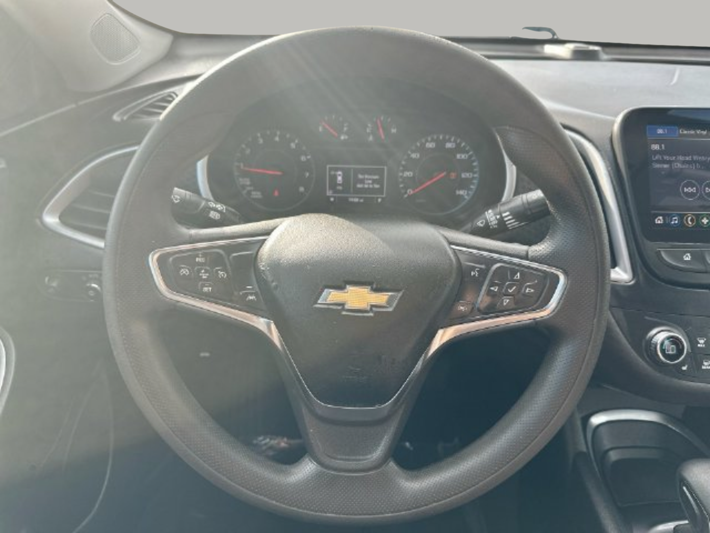 Used 2023 Chevrolet Malibu LT FWD image 11