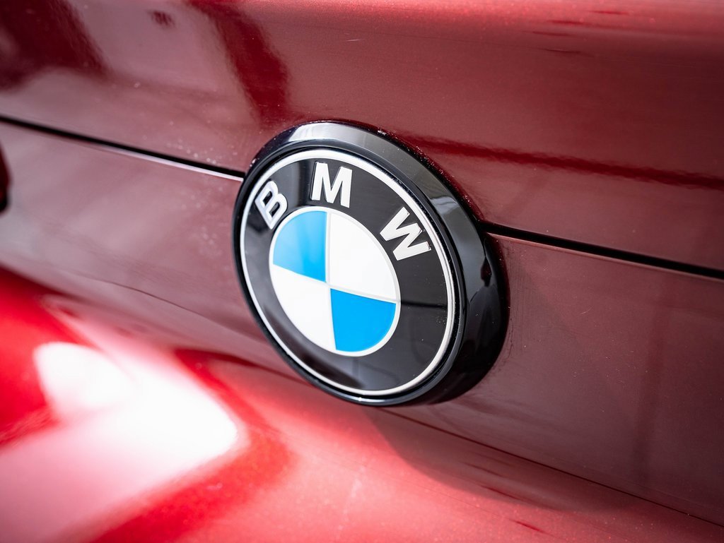 New 2026 BMW X6 xDrive40i w/ Climate Comfort Package image 18