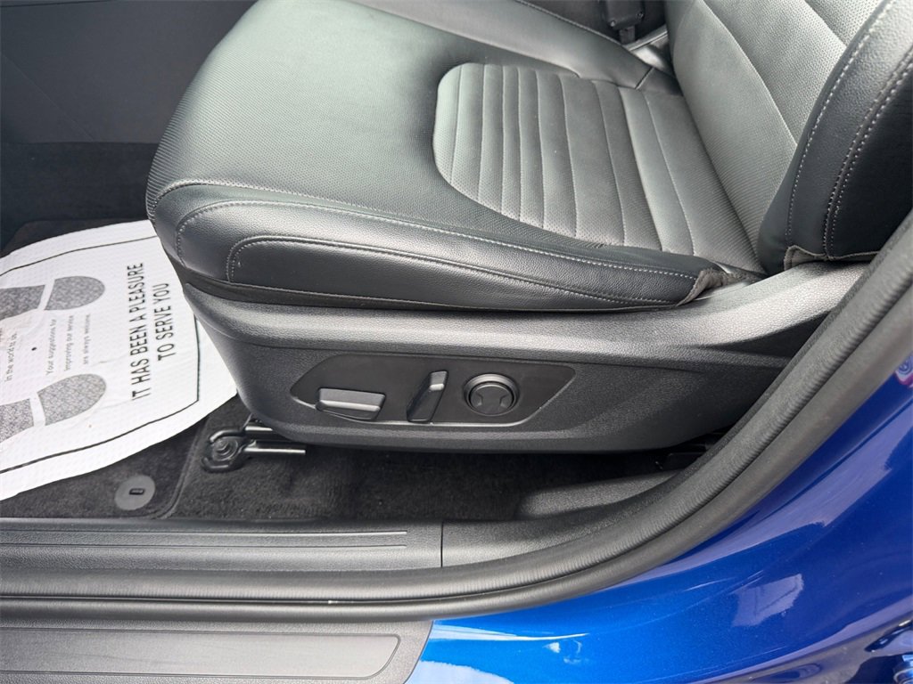 Used 2024 Kia Sportage SX image 13