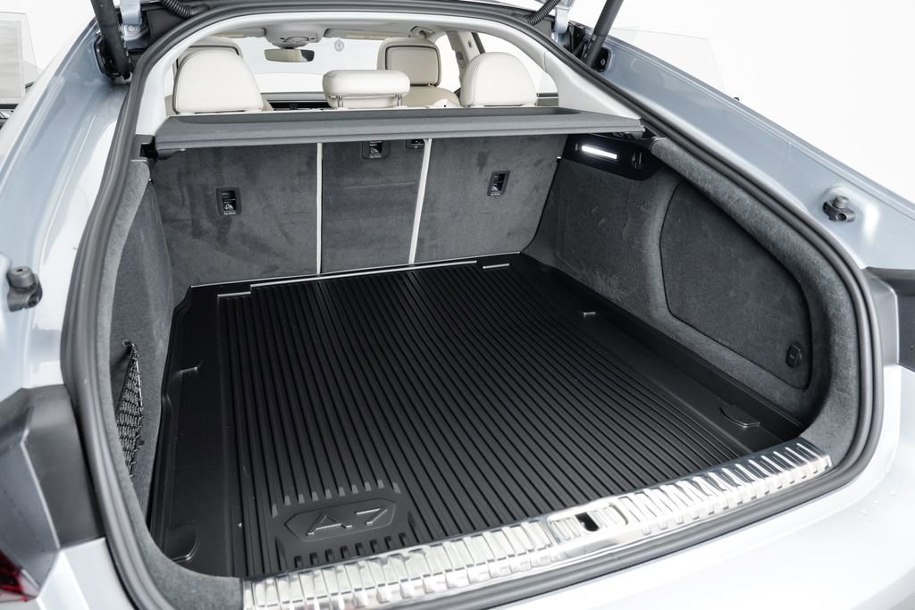 Used 2025 Audi A7 3.0T Premium image 24