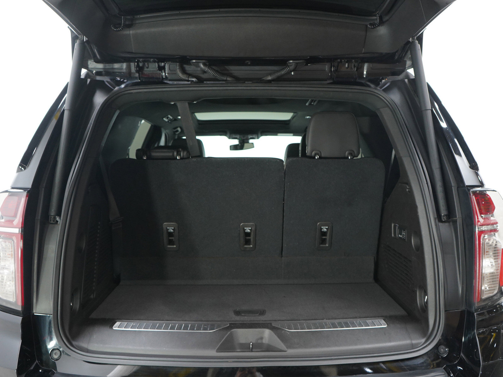 Used 2021 Chevrolet Tahoe Z71 w/ Luxury Package image 17