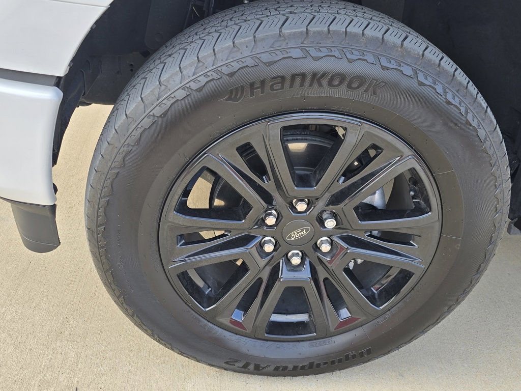 Used 2024 Ford F150 Platinum w/ FX4 Off-Road Package image 9