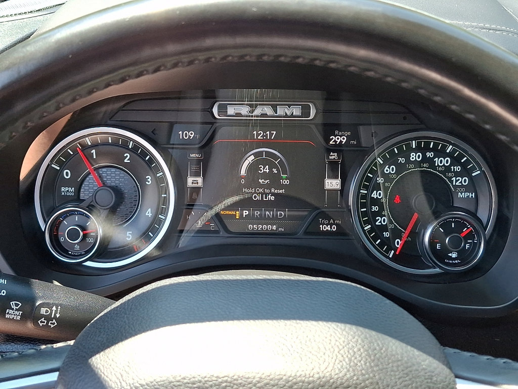 Used 2021 RAM 1500 Laramie AWD/4WD image 25